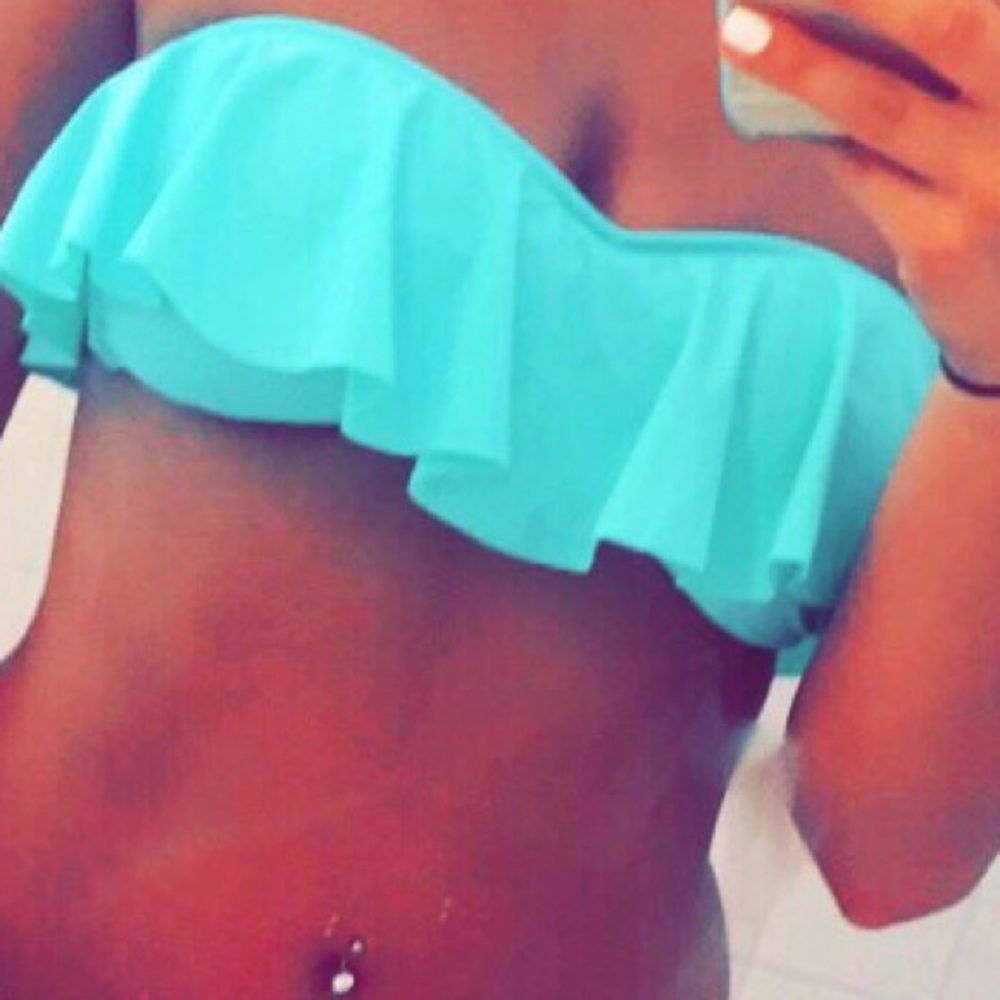 Light Blue Strapless Flounce Bathingsuit Top